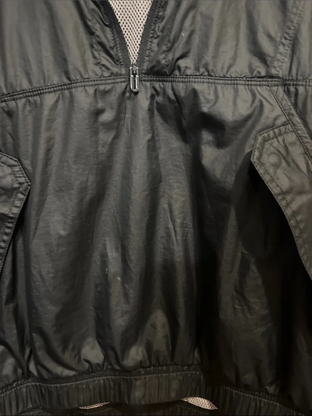 Under Armour Black Lightweight Hooded Windbreaker Jacket - Picture 6 of 8